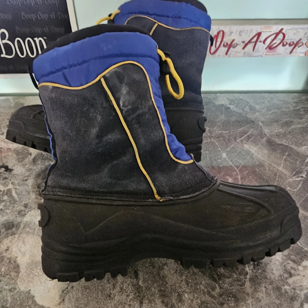 Sporto Blue and Black Insulated Winter Snow Boots Size 6